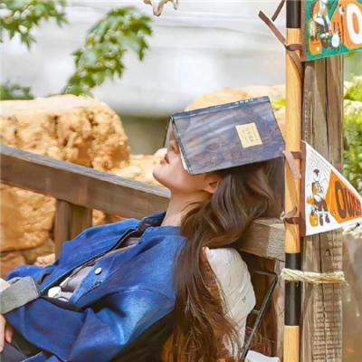全网实拍：明星离婚传闻粉丝骂战升级，服务器被挤瘫痪